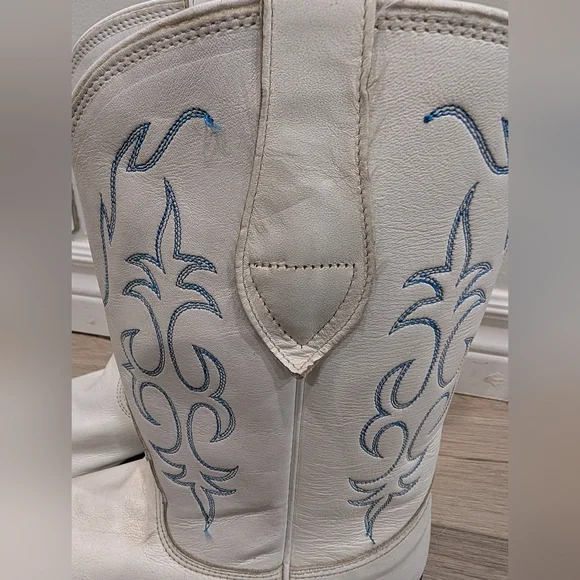 🤠 Vintage Nocona White Leather Cowboy Boots – Made in USA (Women’s 5B) - Picture 11 of 13